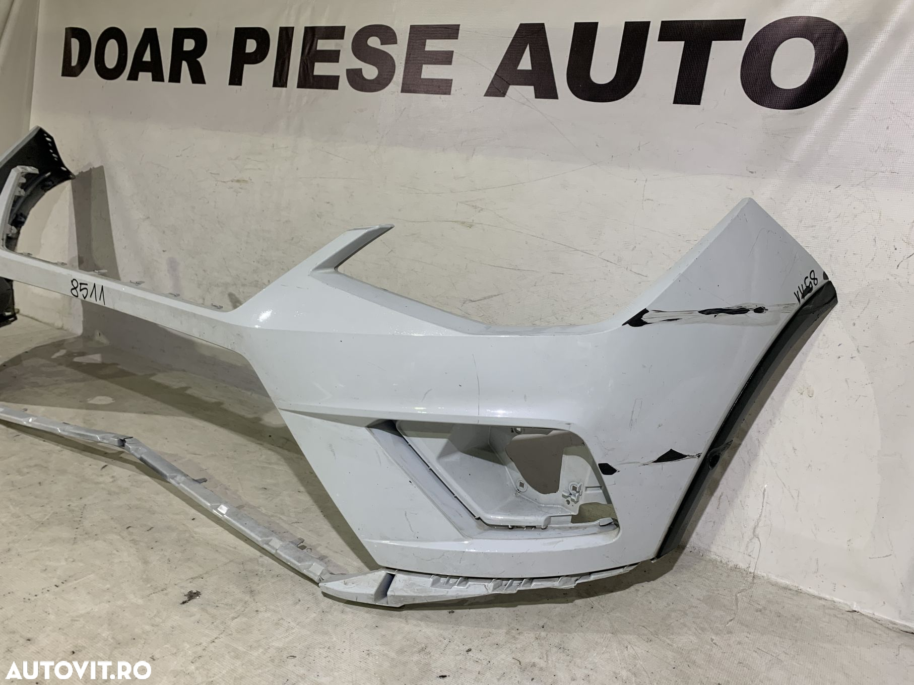 Bara fata Seat Arona, 2018, 2019, 2020, 2021, 2022, 2023, cod origine OE 6F9807221B, cu gauri pentru senzori de parcare (6). - 2