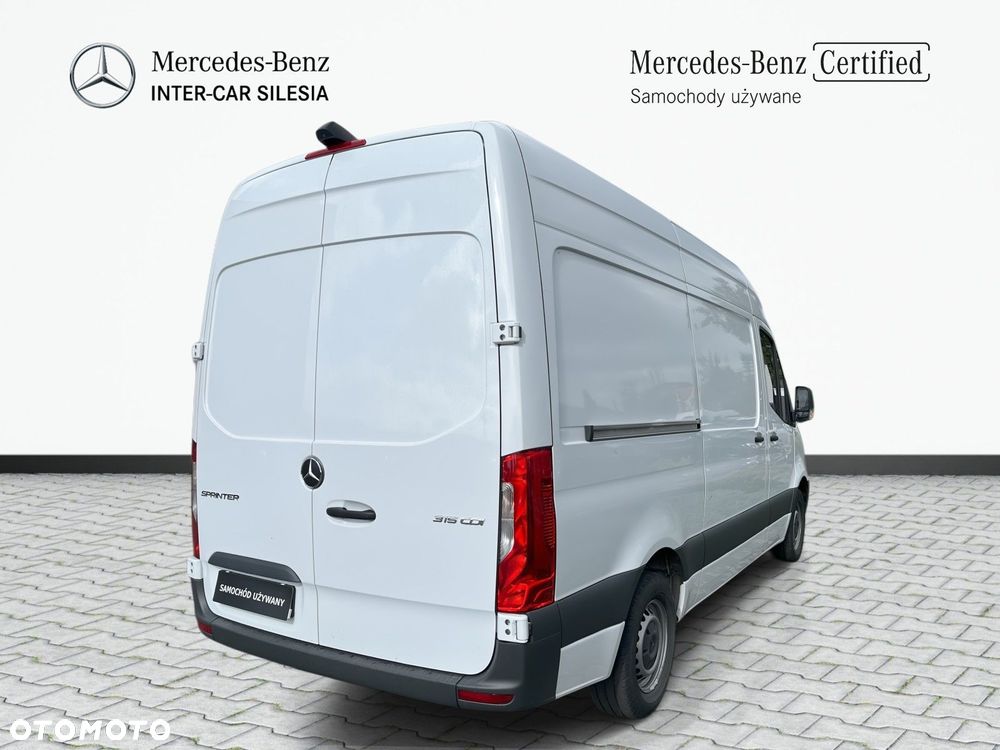 Mercedes-Benz Sprinter - 6