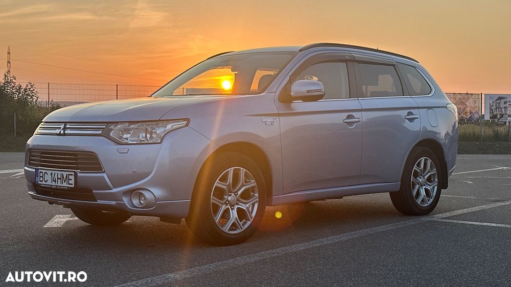 Mitsubishi Outlander - 17