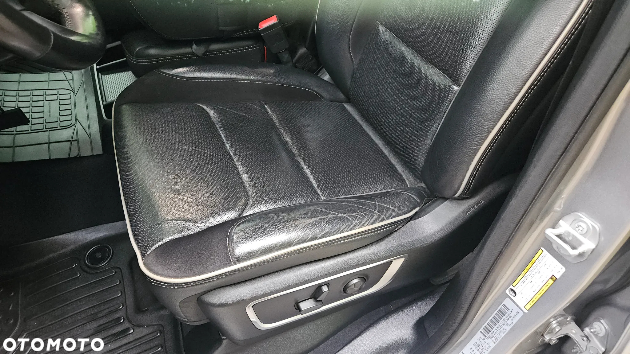 Dodge RAM 1500 5.7 4x4 - 13