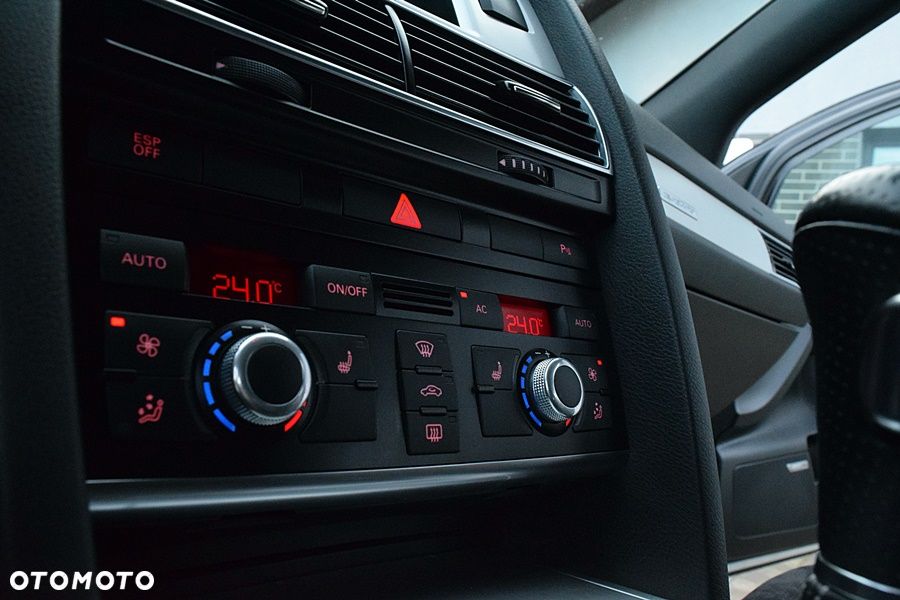 Audi A6 Avant 2.7 TDI DPF quattro tiptronic - 29