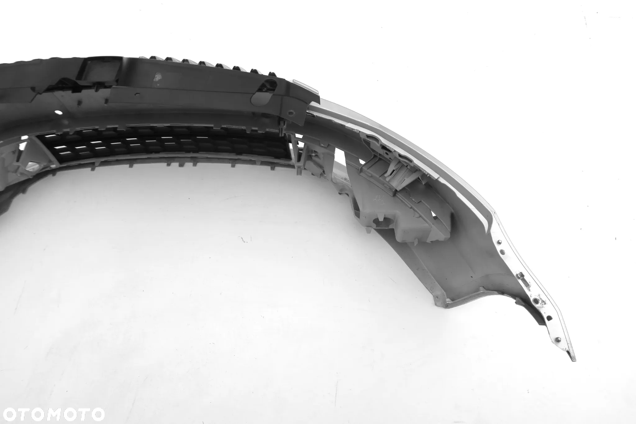SKODA OCTAVIA 3 III 5E 2012 - 2016 zderzak przód grill kratka ORYGINAŁ OE - 10