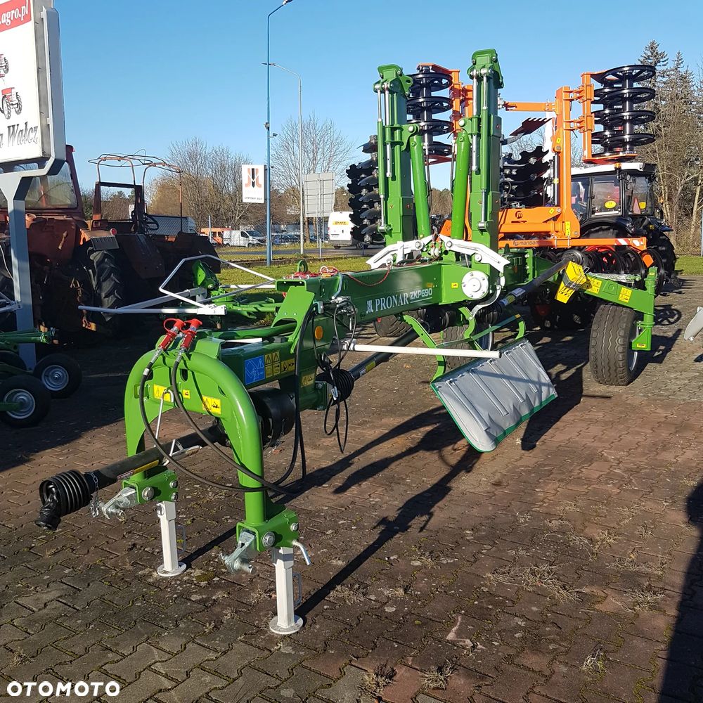 Pronar ZKP690 - 2