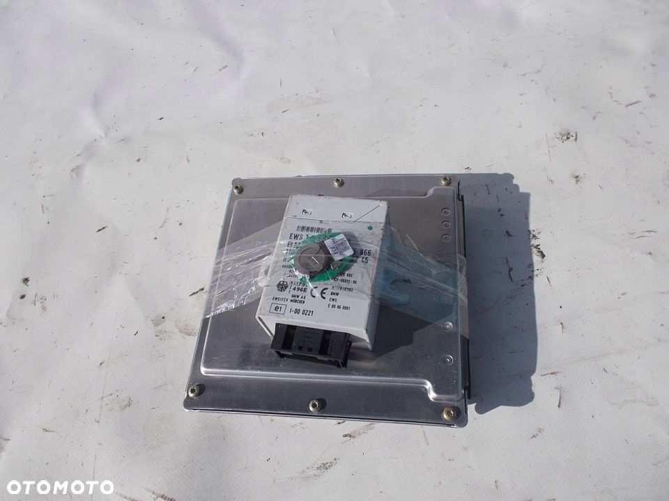 KOMPUTER STEROWNIK EWS SILNIKA AUTOMAT 3.0D E39 E53 X5 FV - 1