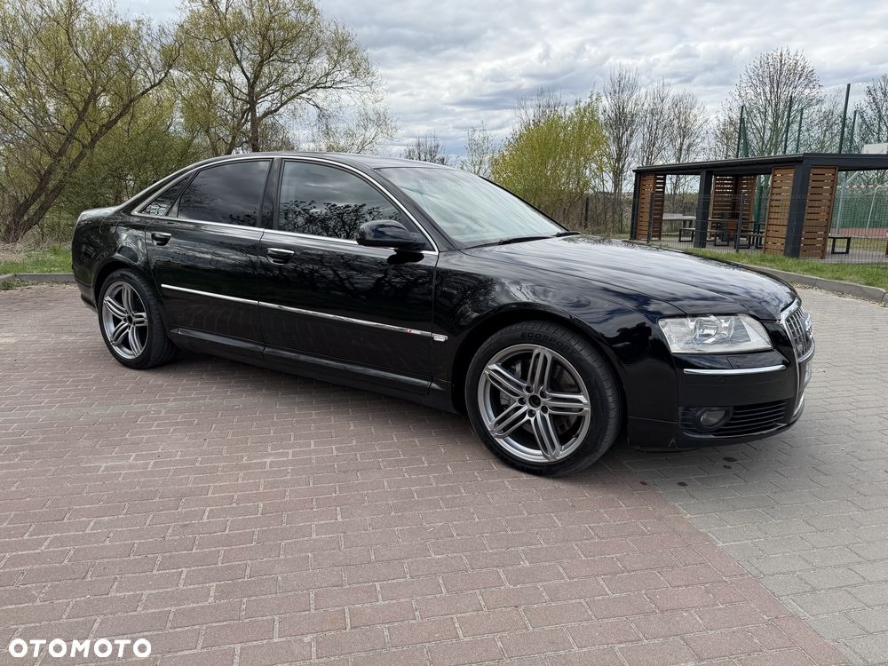 Audi A8 - 3