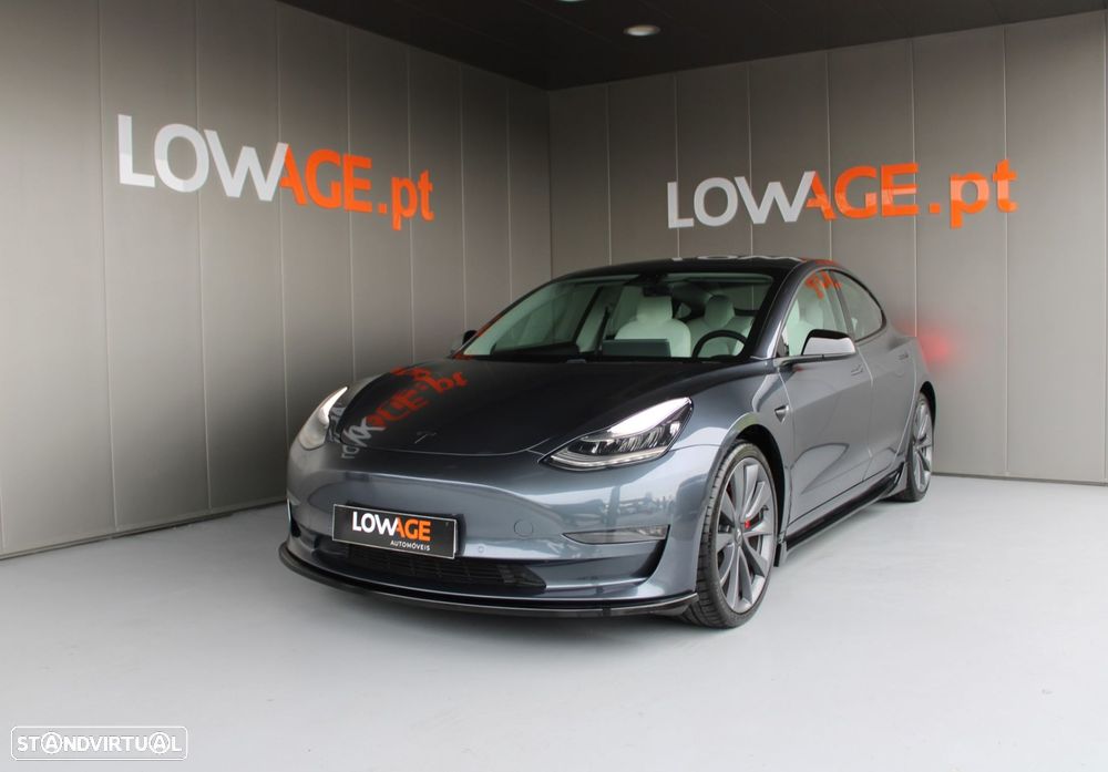 Tesla Model 3 Performance Dual Motor AWD - 32