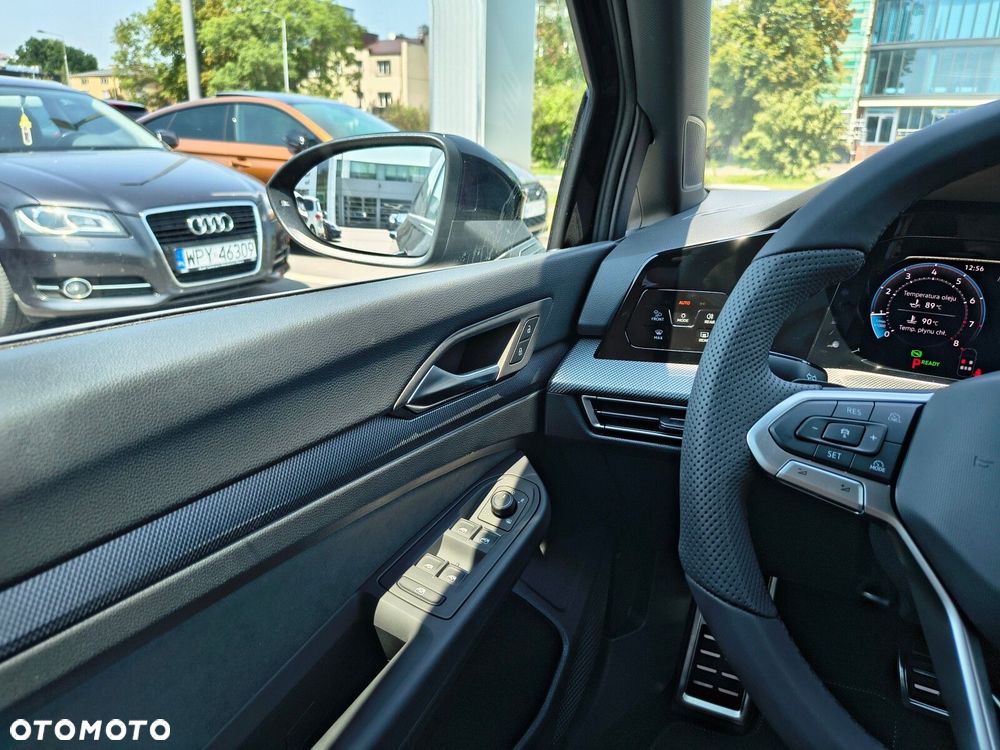 Volkswagen Golf 1.5 eTSI mHEV R-Line Plus DSG - 21