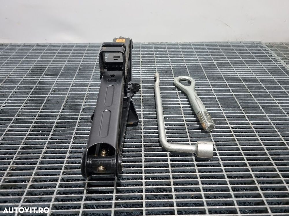 Cric Nissan X - Trail T32 2014 - 2017 (1495) - 1