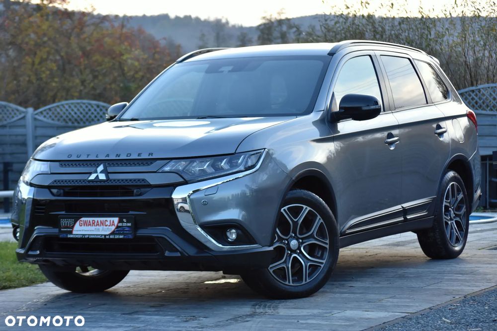 Mitsubishi Outlander 2.0 4WD CVT Diamant Edition+ - 1