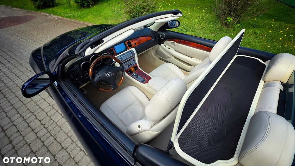 Lexus SC Prestige - 17