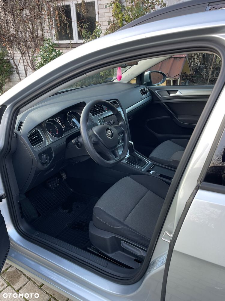 Volkswagen Golf 1.6 TDI BlueMot Trendline DSG - 21