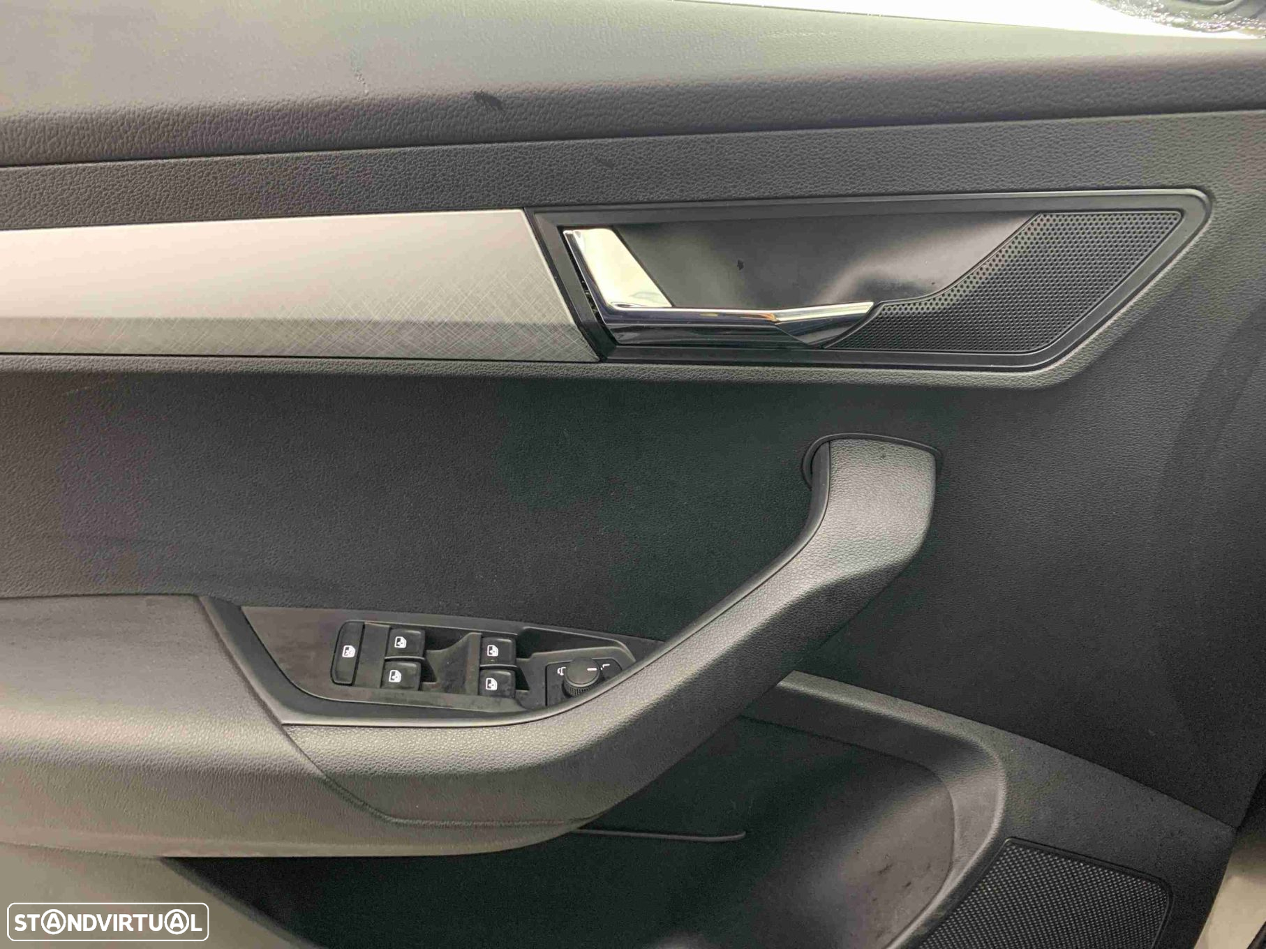 Skoda Karoq 1.0 TSI - 11