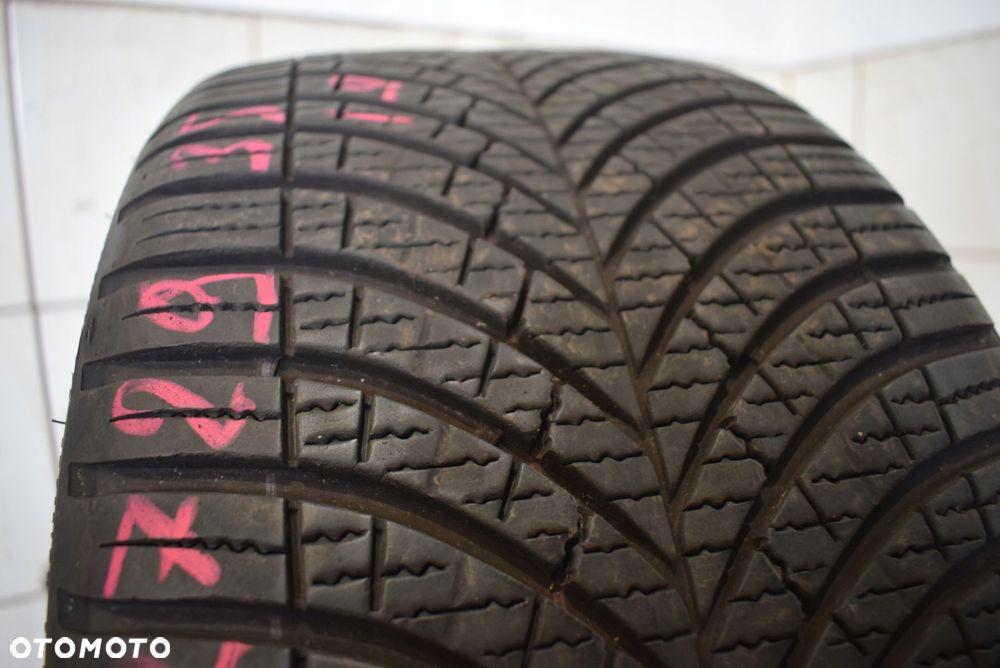 R19 235/35 Goodyear Vector 4 Seasons GEN-3 Wysyłka gratis! - 2