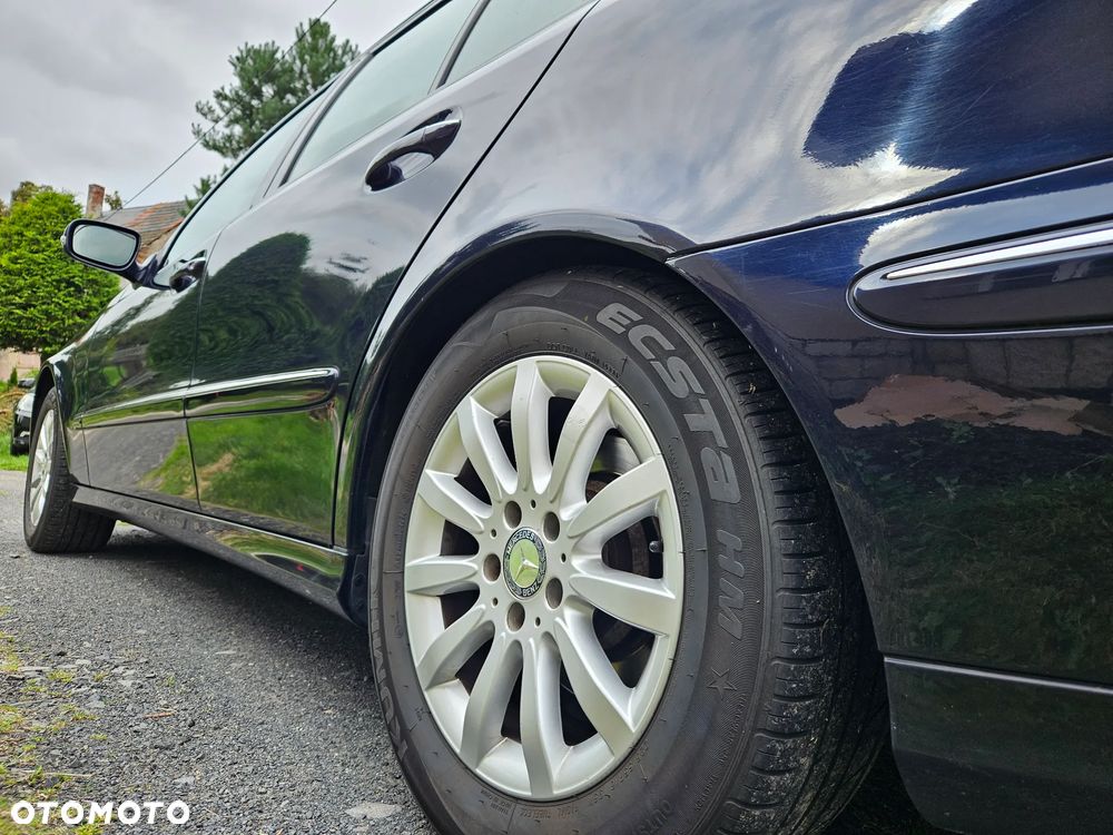 Mercedes-Benz Klasa E - 32