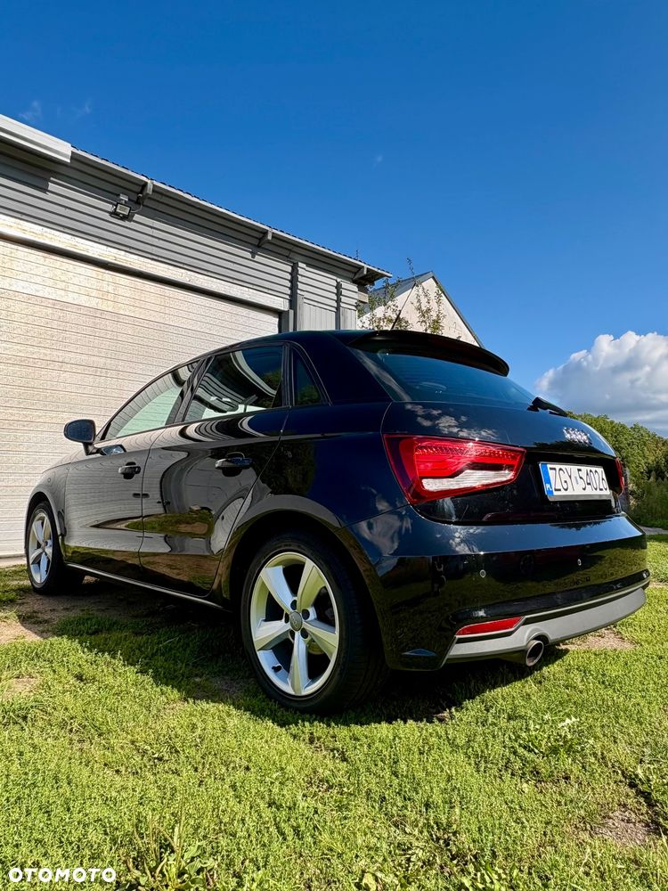 Audi A1 Sportback 1.0 TFSI - 4