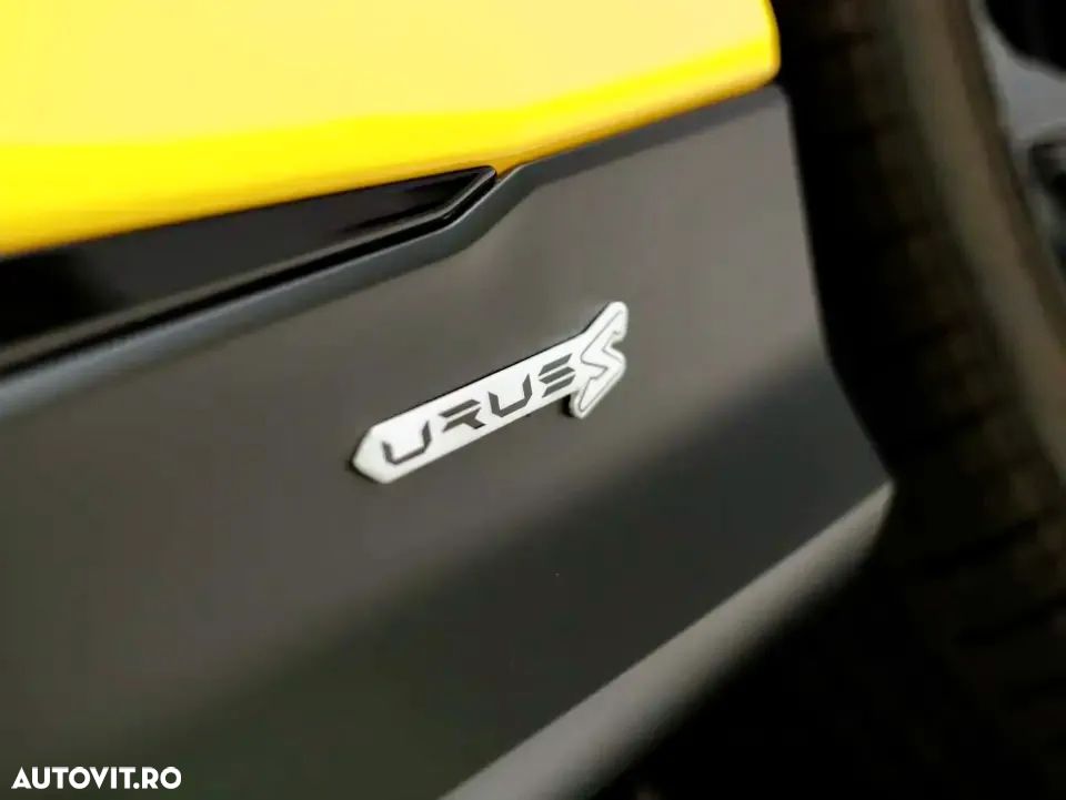 Lamborghini URUS Standard - 8