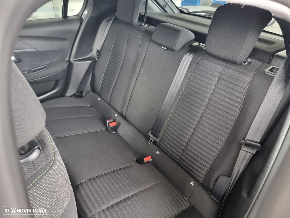 Peugeot 208 1.2 PureTech Active Pack - 41