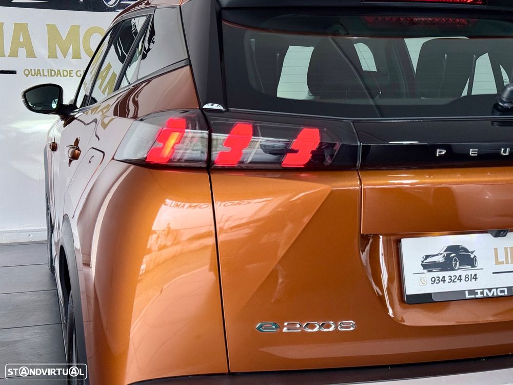 Peugeot e-2008 50 kWh Allure - 7