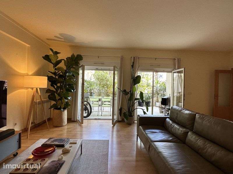 Duplex T1+1 com terraço Parque das Nações - Grande imagem: 4/11
