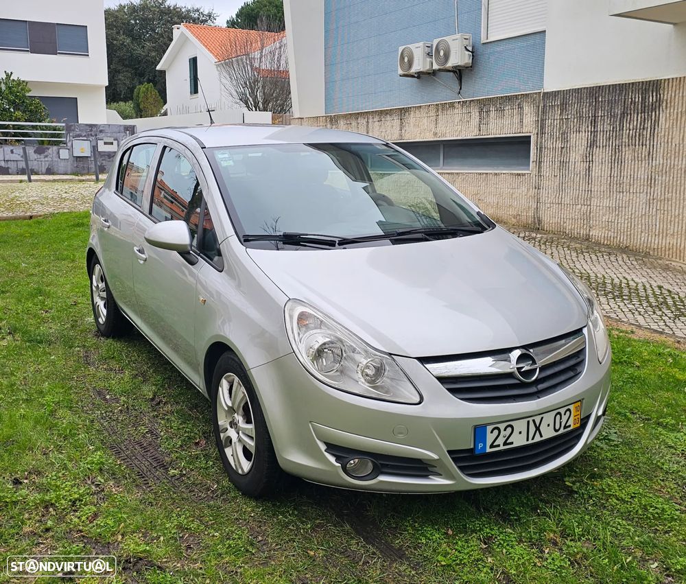 Opel Corsa 1.3 CDTI Enjoy EcoFLEX - 2