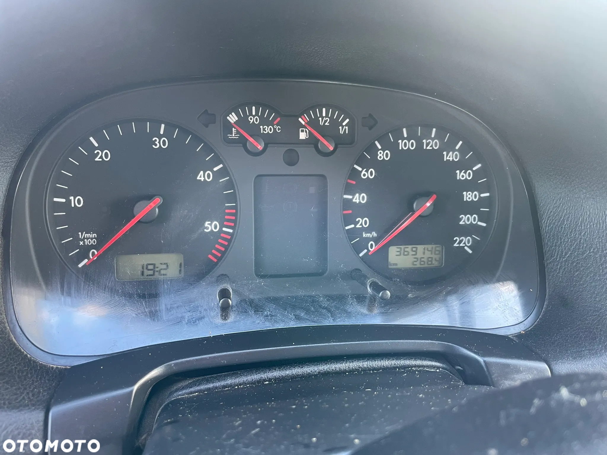 Volkswagen Golf 1.9 TDI - 10
