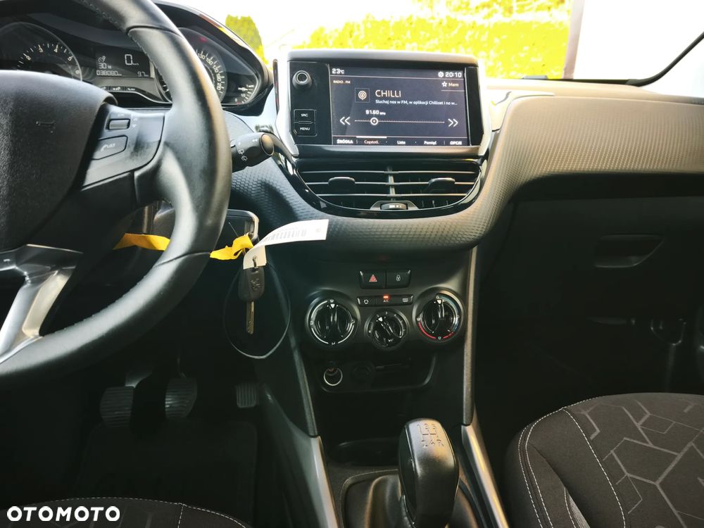 Peugeot 2008 PureTech 82 Active - 13