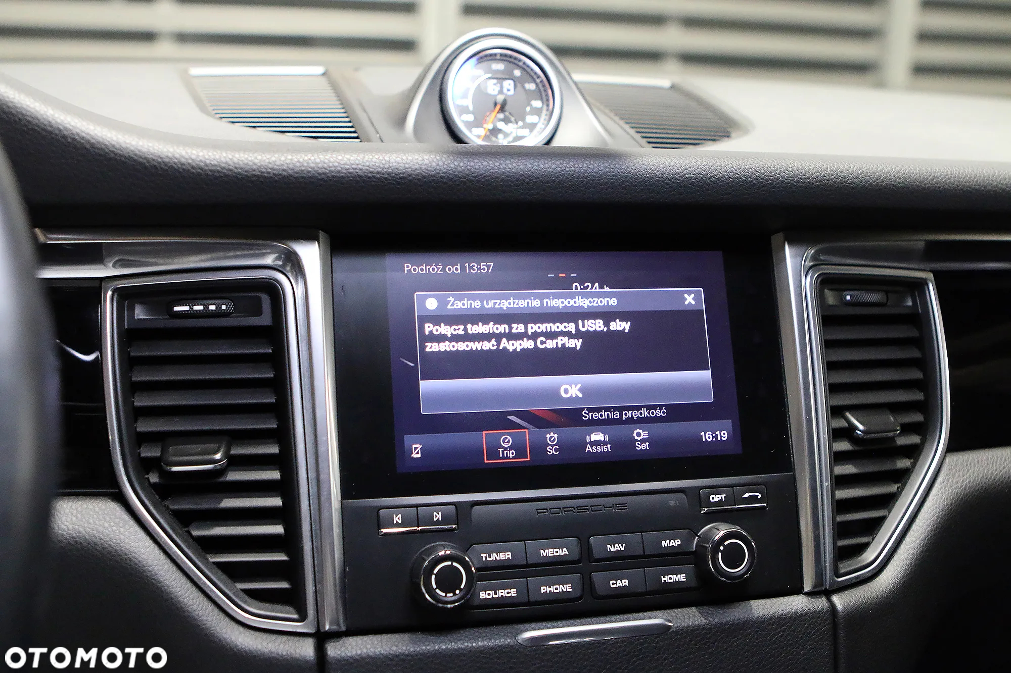 Porsche Macan S - 39