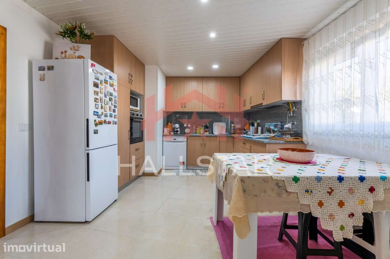 Moradia T2 em Marrazes e Barosa, €320.000