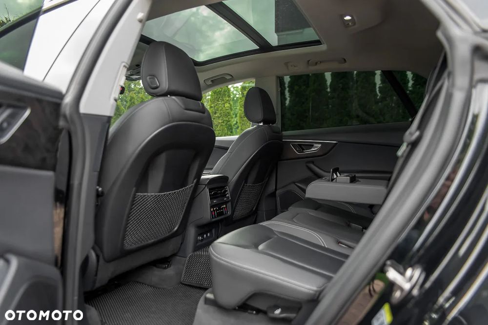Audi Q8 55 TFSI quattro tiptronic - 39