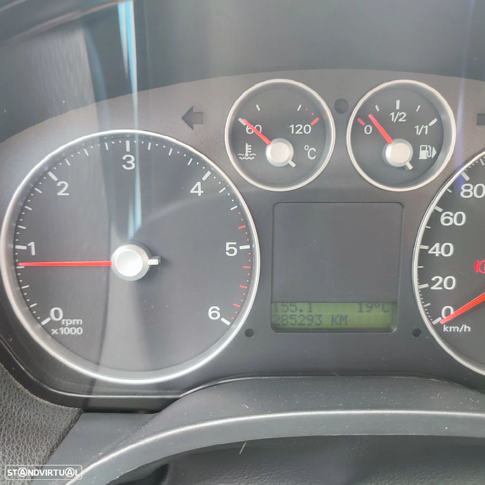 Ford Focus C-Max 1.6 TDCi Ghia - 34