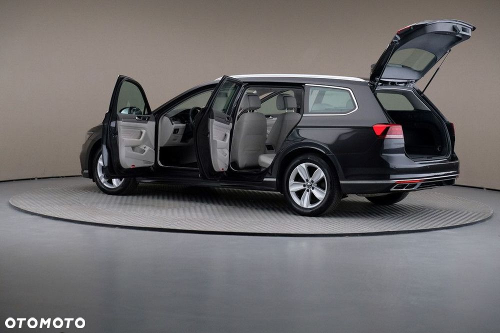 Volkswagen Passat Variant - 7