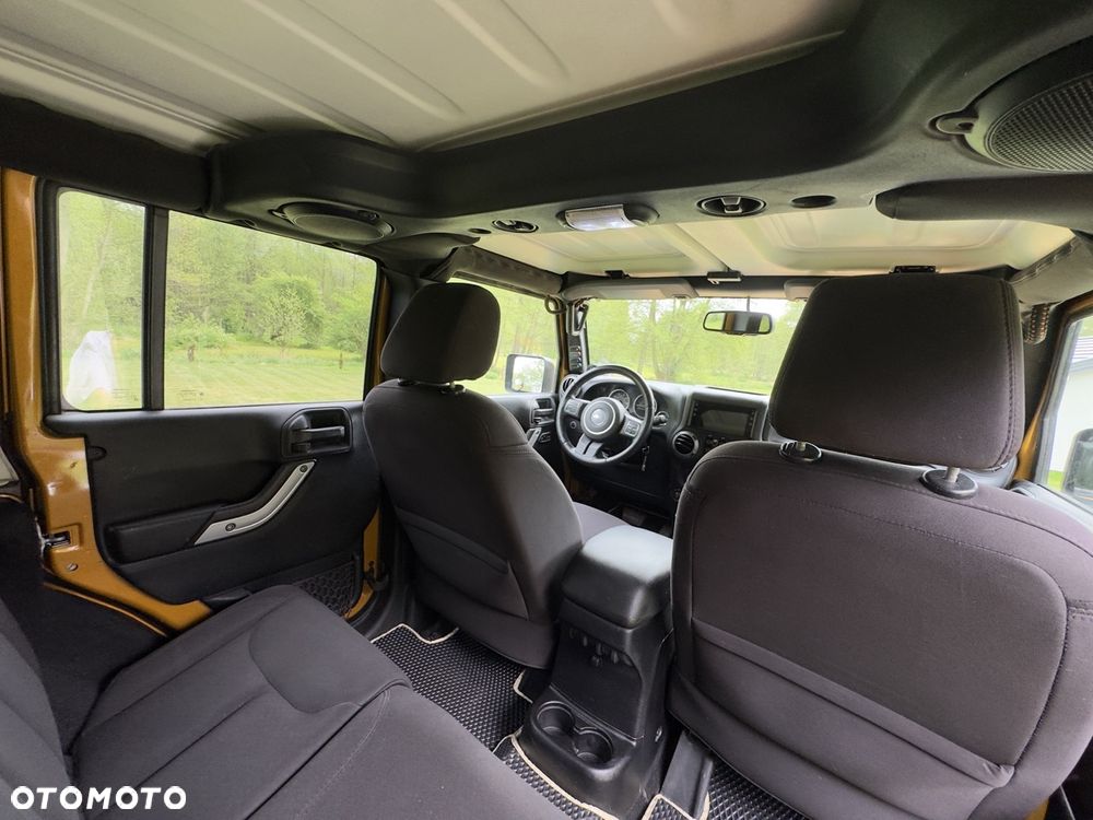 Jeep Wrangler - 22