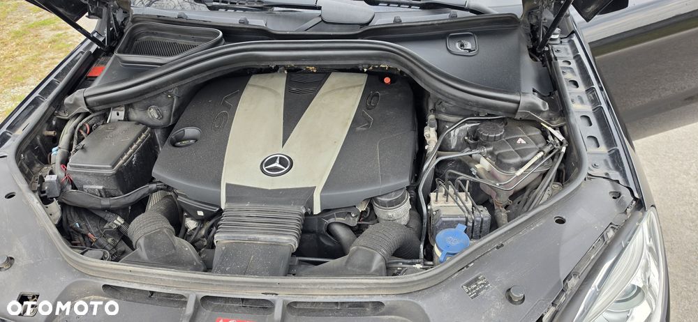 Mercedes-Benz ML - 20