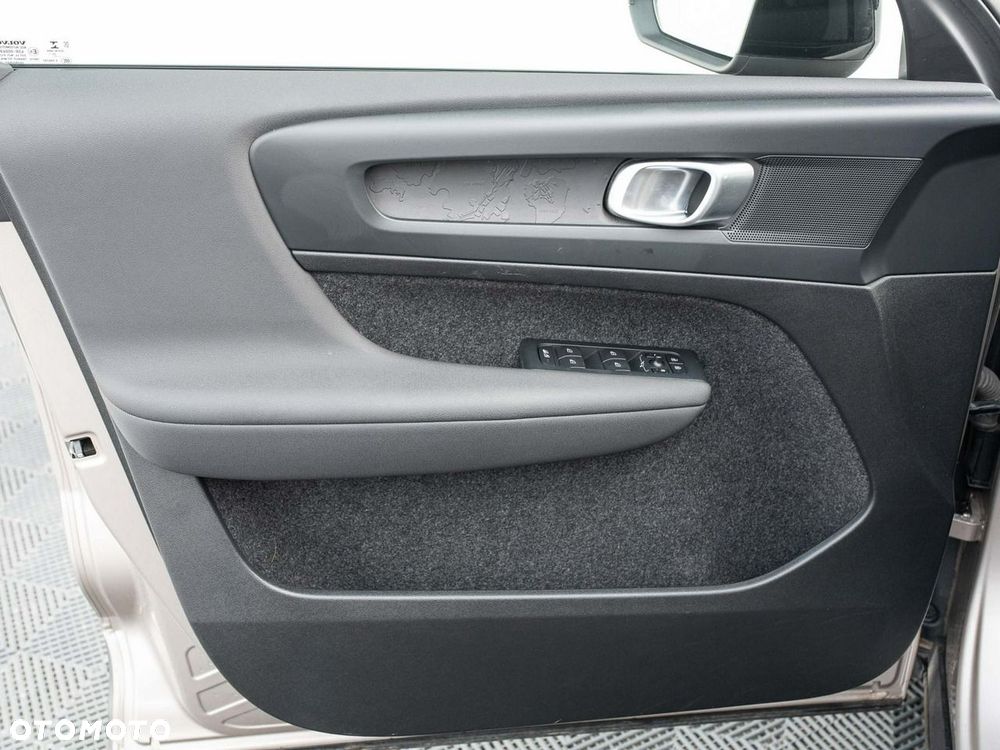 Volvo XC 40 73kWh P6 Recharge Plus - 10