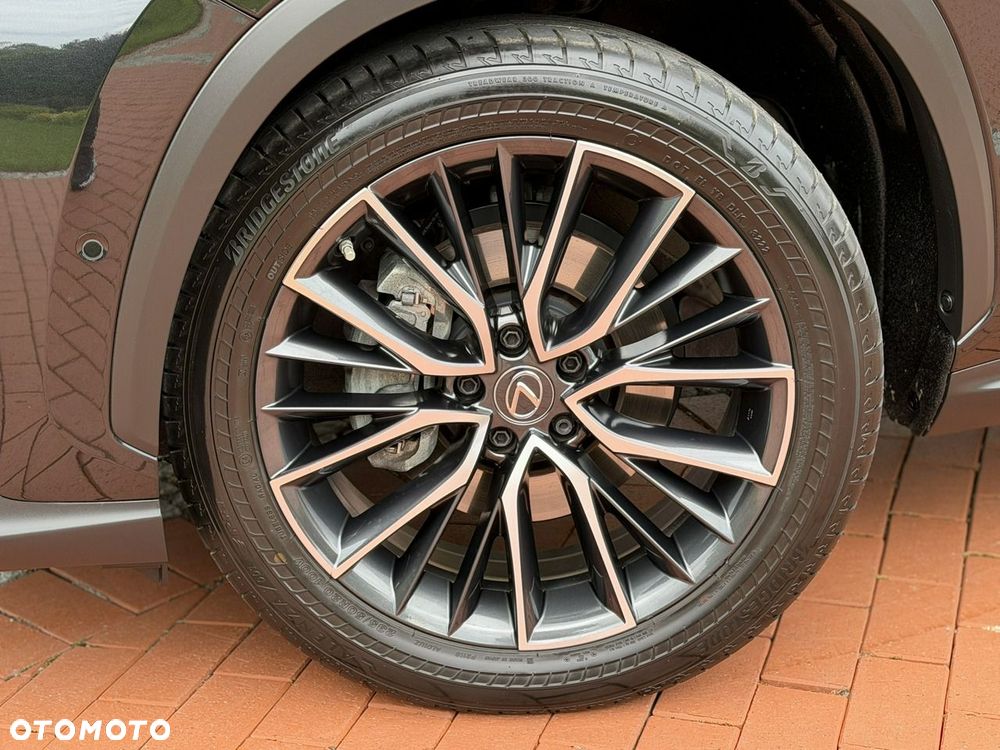 Lexus NX - 8