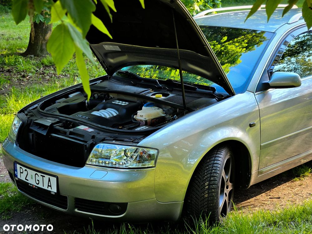 Audi A6 Avant 2.4 Quattro - 12