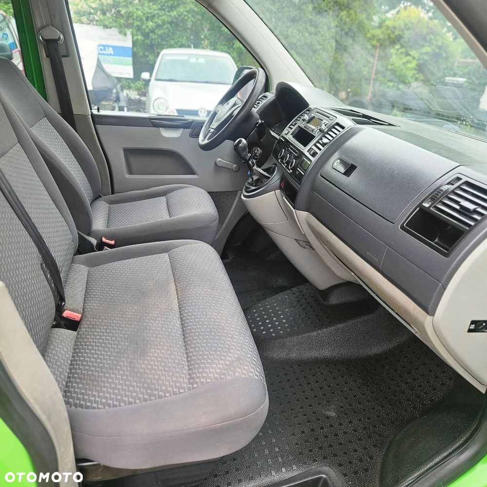 Volkswagen Transporter - 12