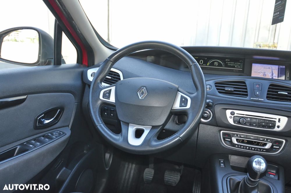 Renault Scenic - 16