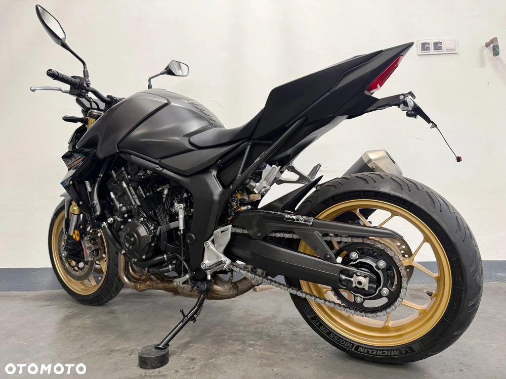Honda Hornet - 4