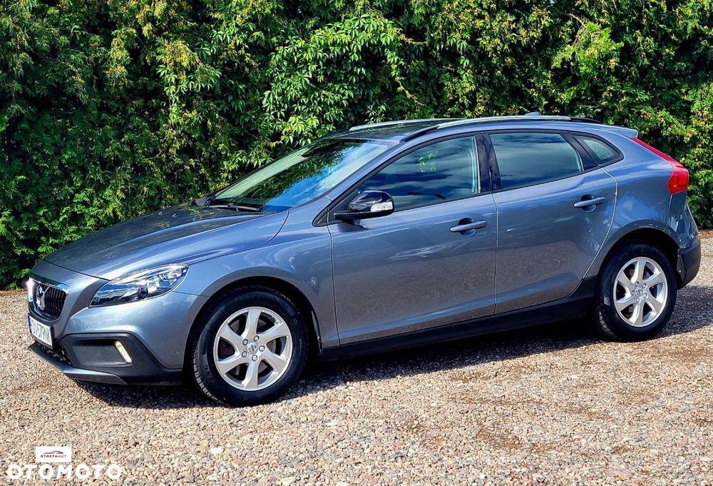 Volvo V40 Cross Country - 19