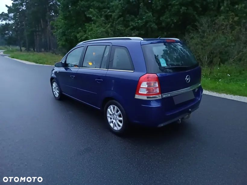 Opel Zafira - 3