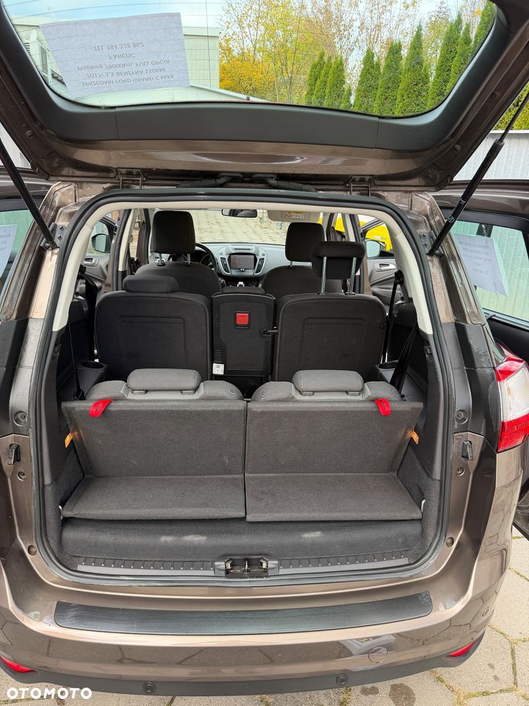 Ford C-MAX - 12