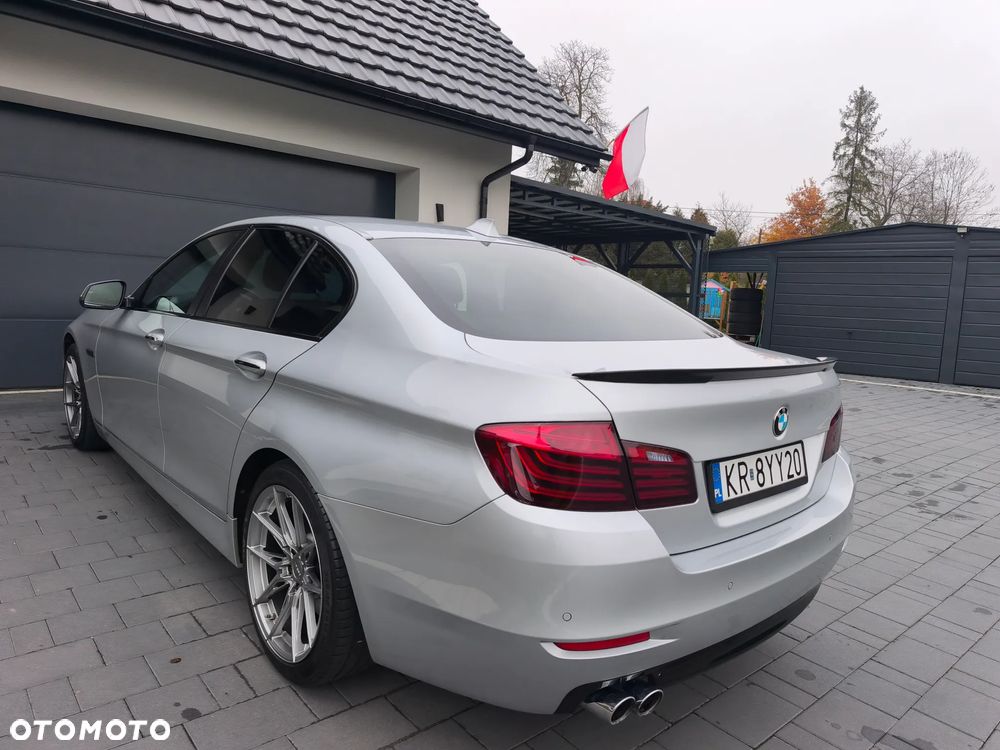 BMW Seria 5 520d Luxury Line - 11