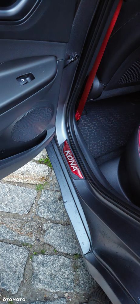 Hyundai Kona 1.6 T-GDI DCT 4WD Iron Man Edition - 32