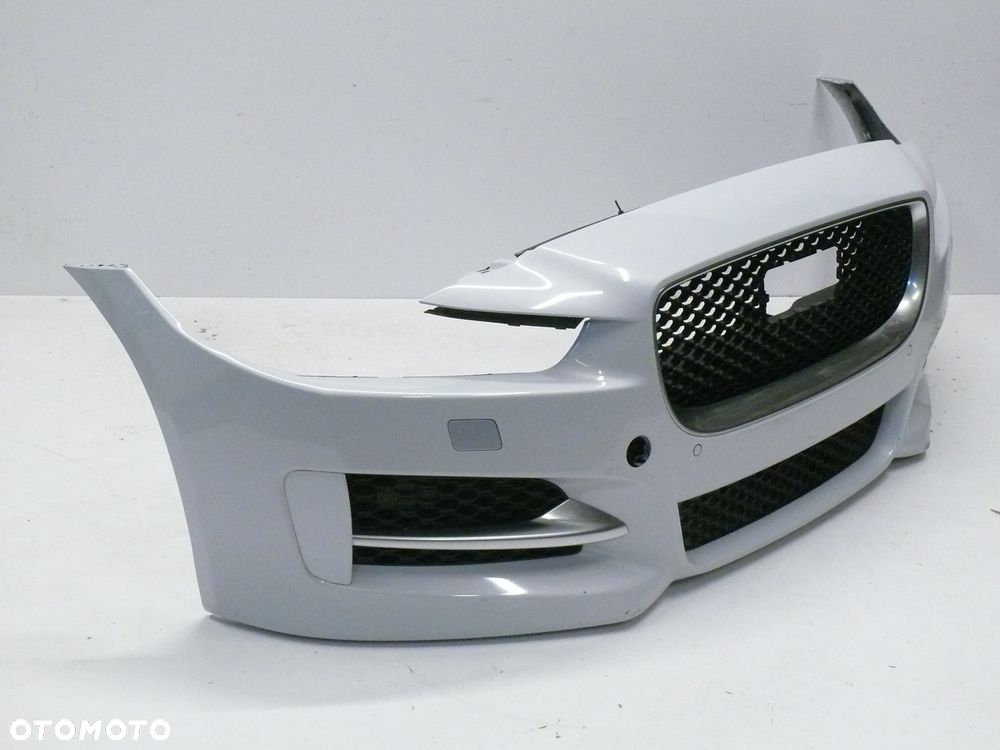ZDERZAK PRZEDNI JAGUAR XE X760 R-SPORT PDC XENON GRILL - 3