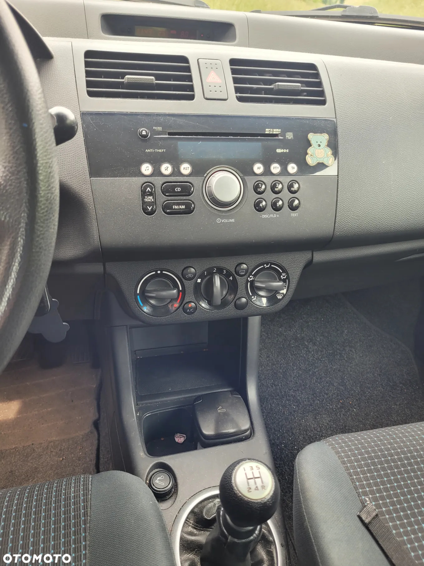 Suzuki Swift - 3