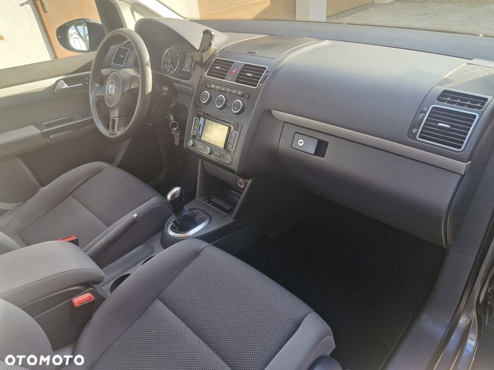 Volkswagen Touran - 7