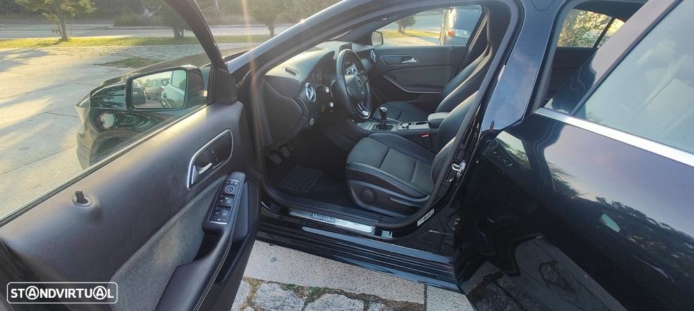 Mercedes-Benz A 180 d AMG Line - 6