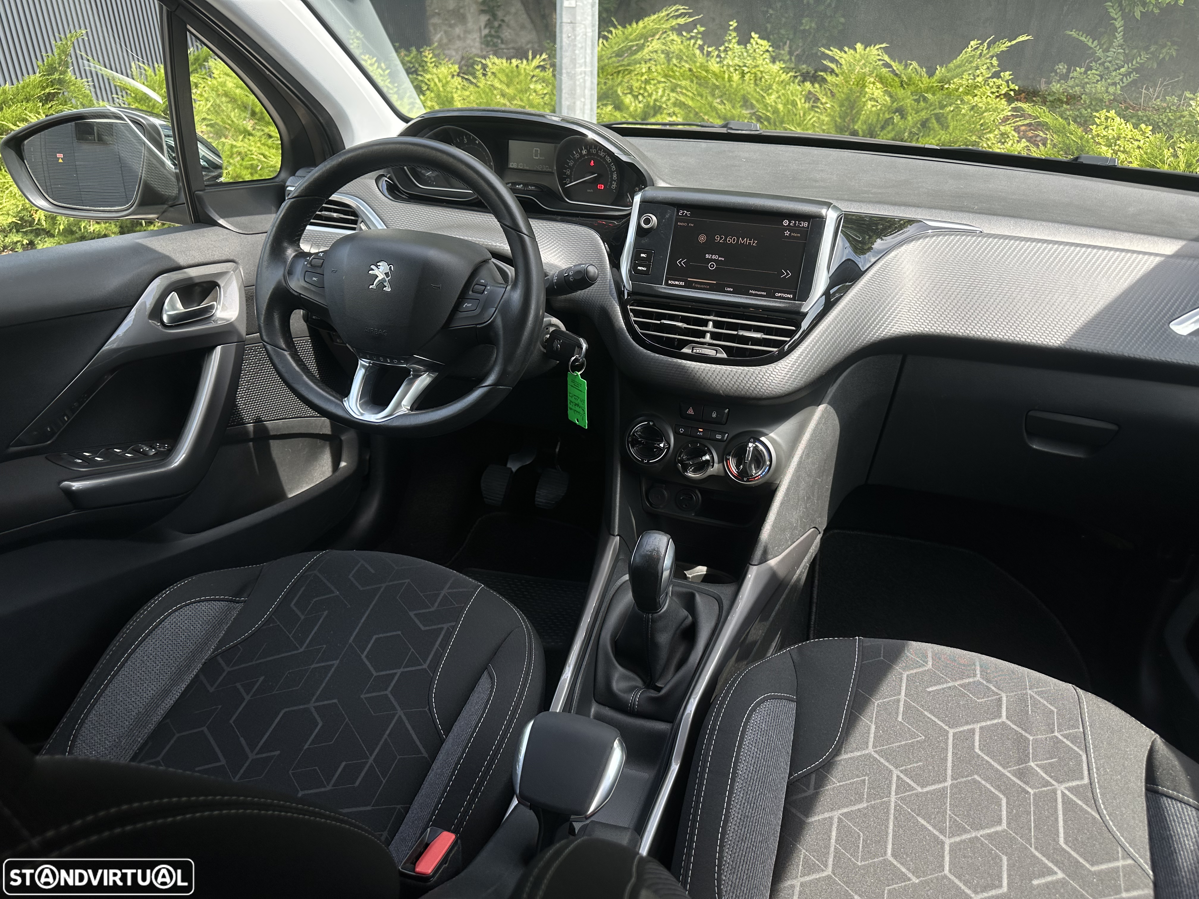 Peugeot 2008 PureTech 100 Style - 11
