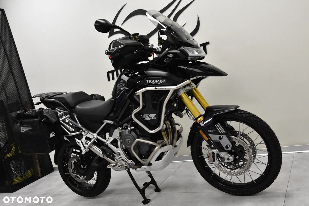 Triumph Tiger - 8